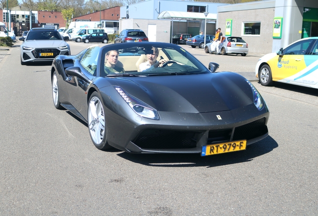 Ferrari 488 Spider