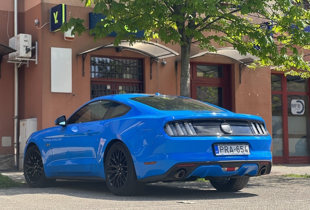 Ford Mustang GT 2015