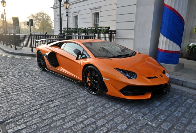 Lamborghini Aventador LP770-4 SVJ