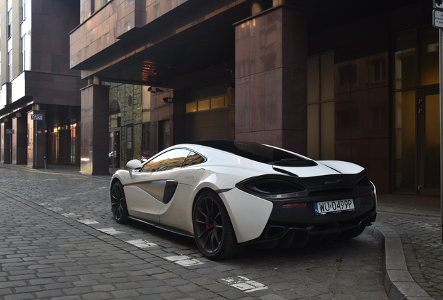 McLaren 570GT