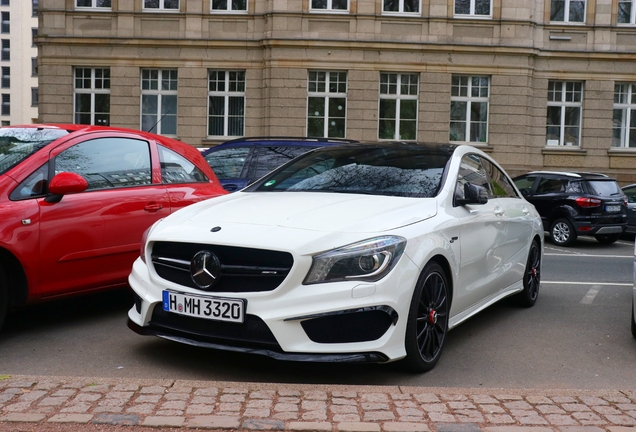 Mercedes-AMG CLA 45 C117