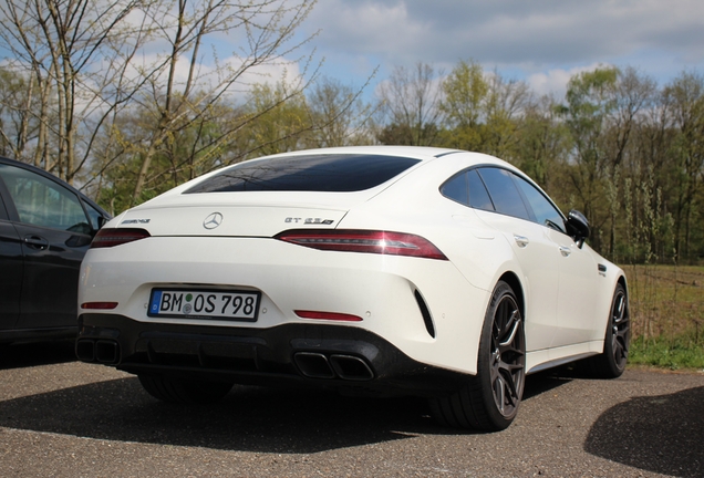 Mercedes-AMG GT 63 S X290