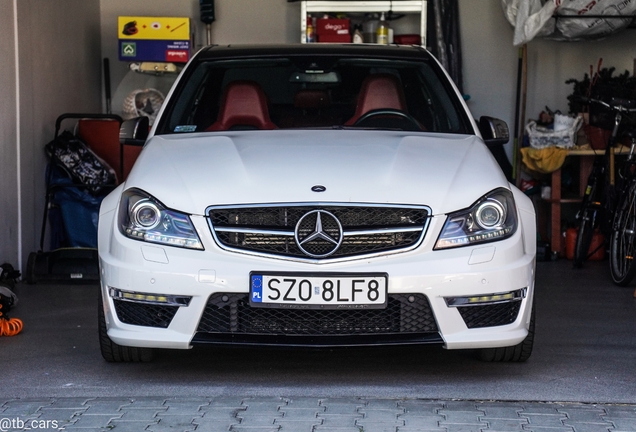 Mercedes-Benz C 63 AMG W204 2012