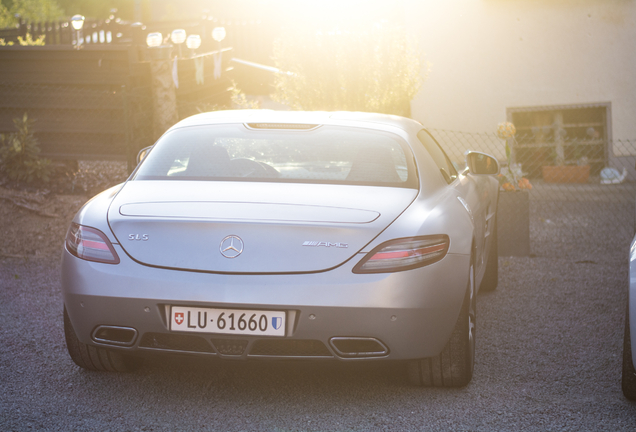 Mercedes-Benz SLS AMG