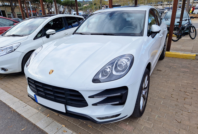 Porsche 95B Macan Turbo