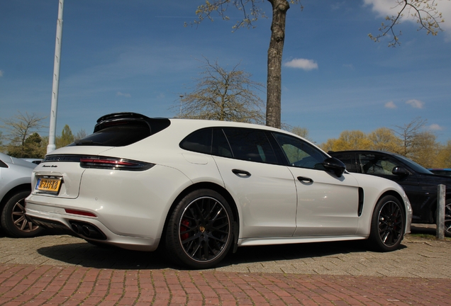 Porsche 971 Panamera Turbo Sport Turismo