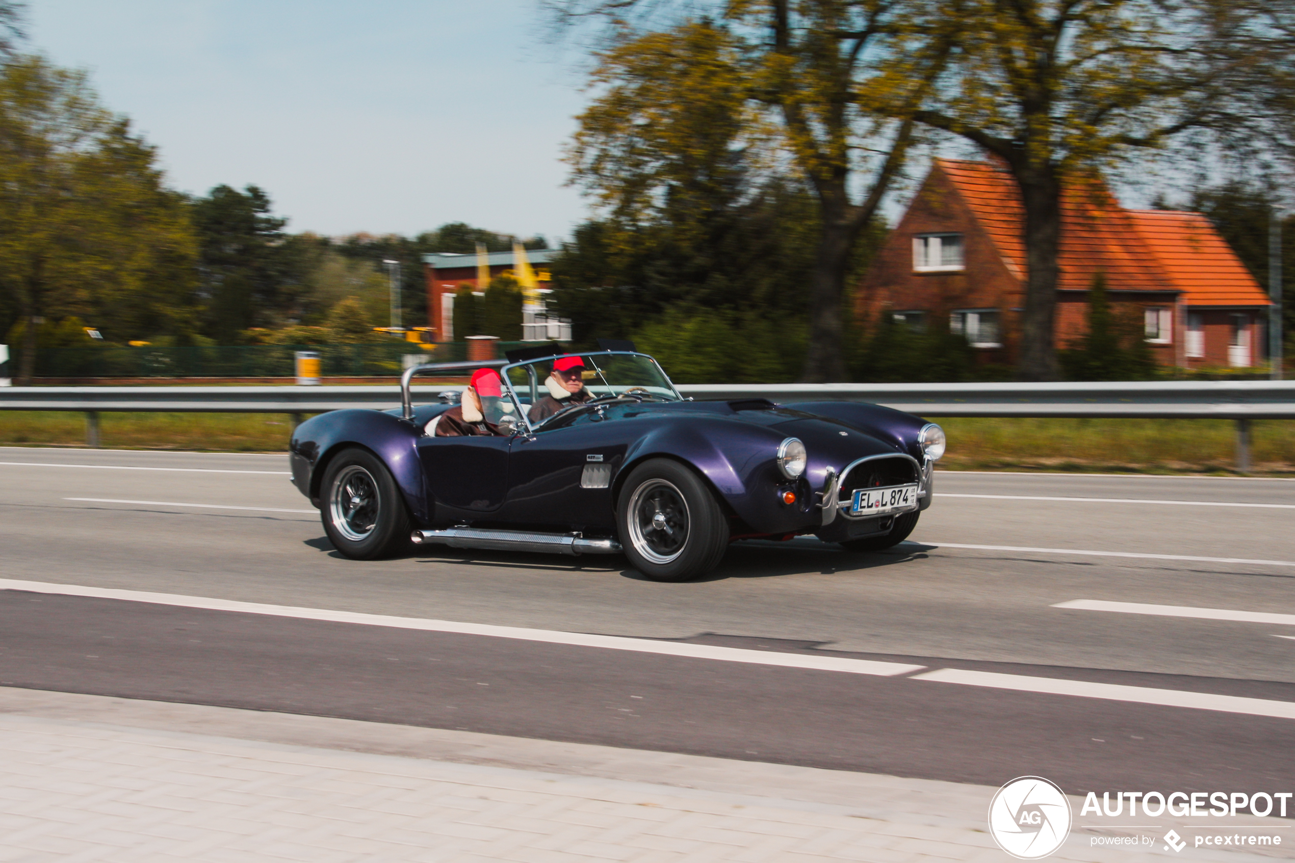 AC Cobra 427