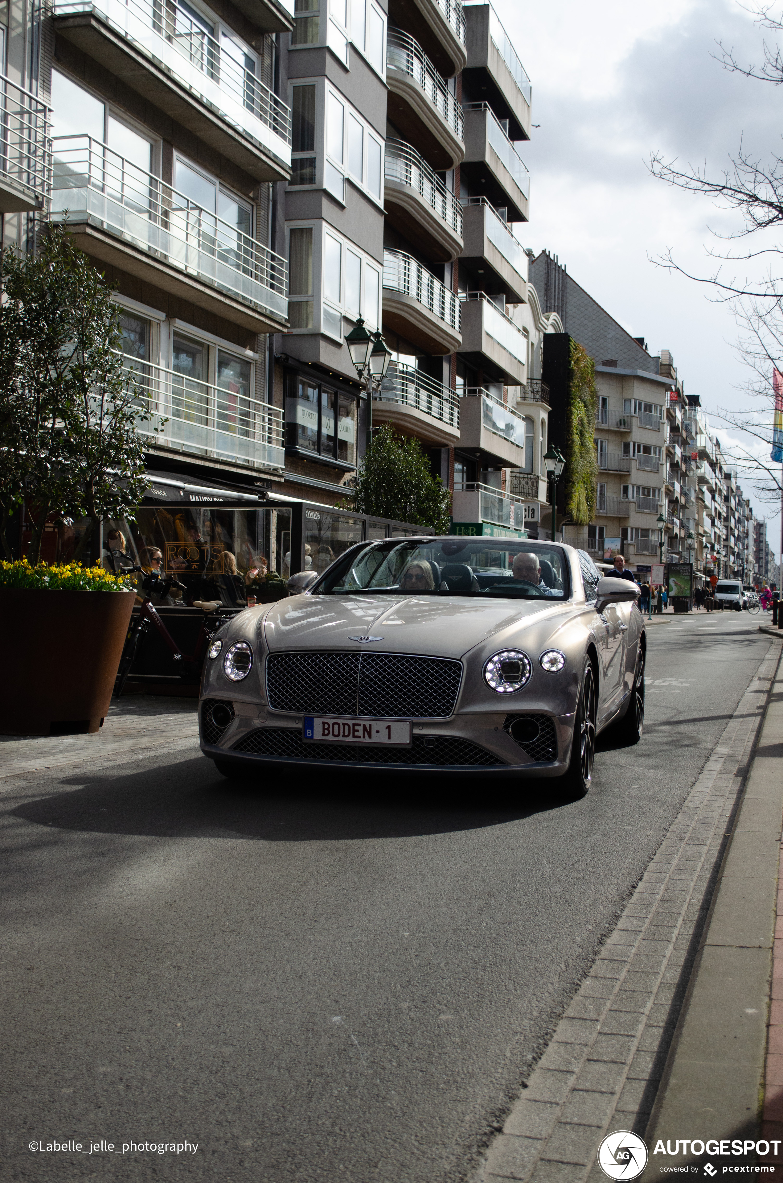 Bentley Continental GTC 2019