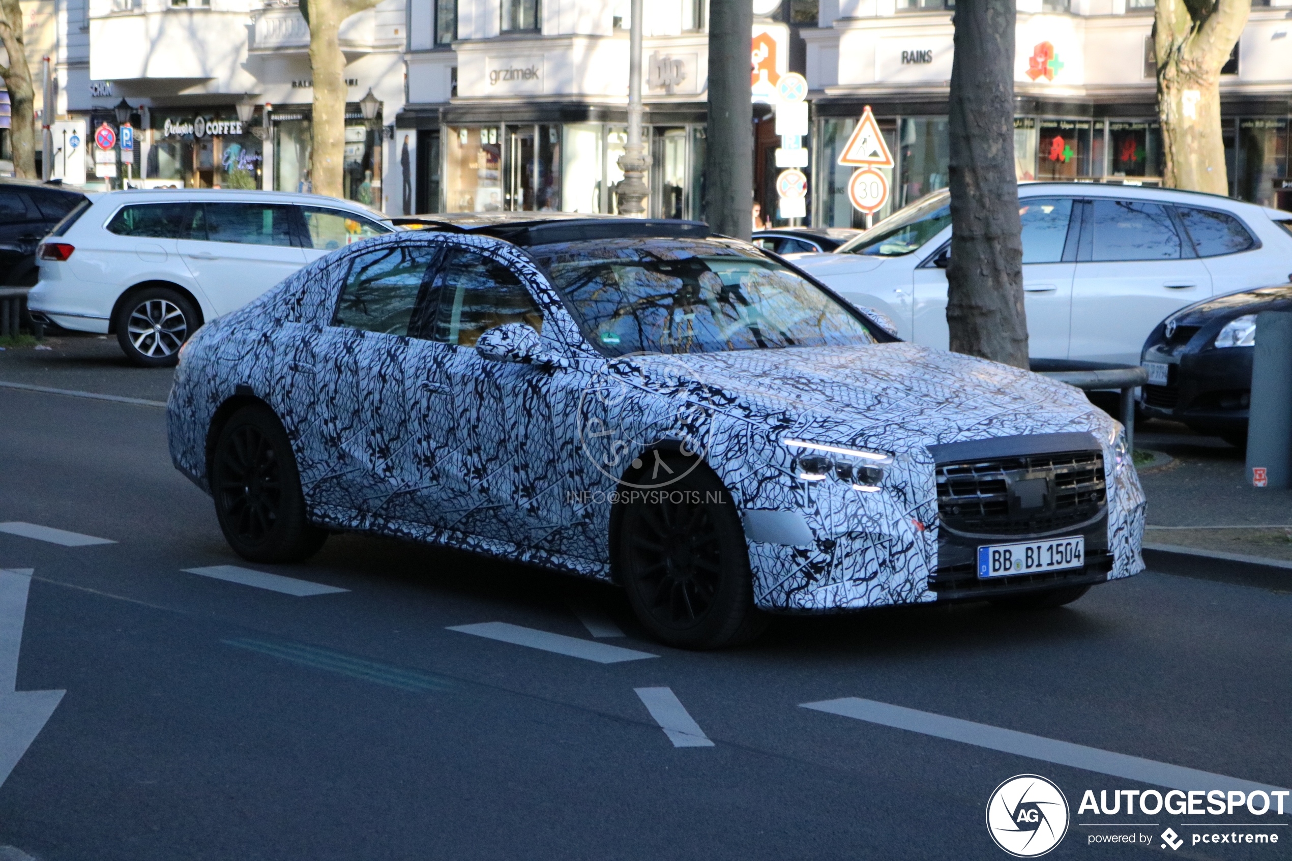 Mercedes-Benz E-Class W214