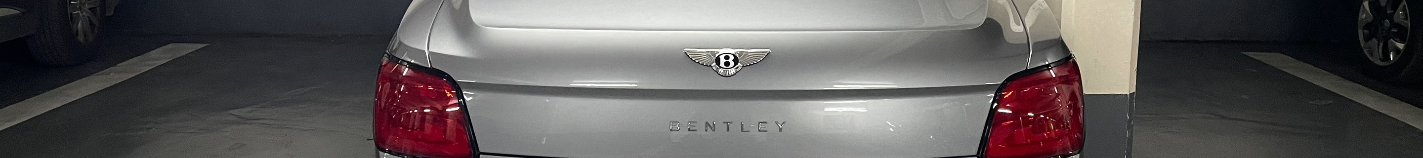 Bentley Flying Spur V8 2021 First Edition