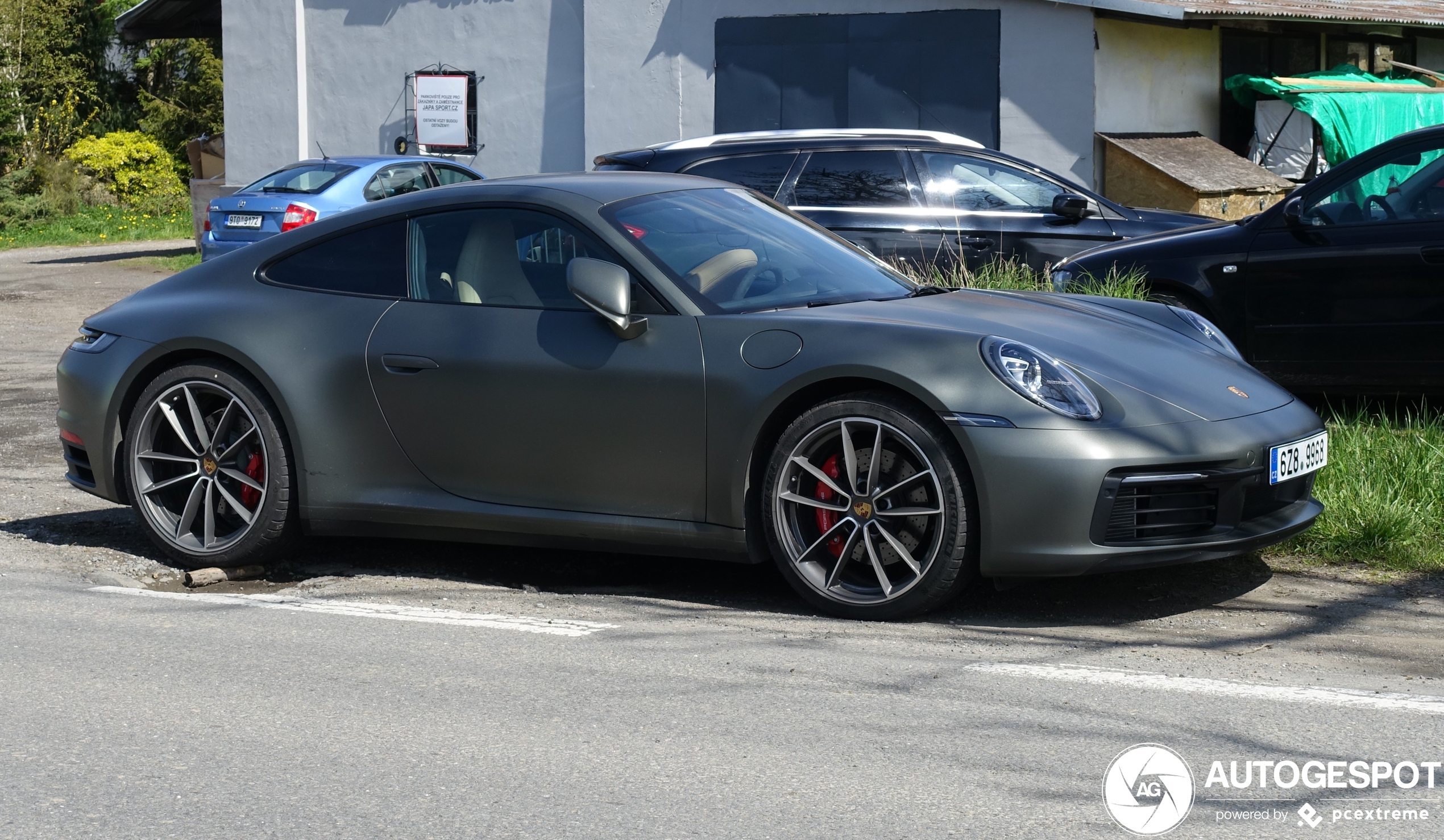 Porsche 992 Carrera 4S