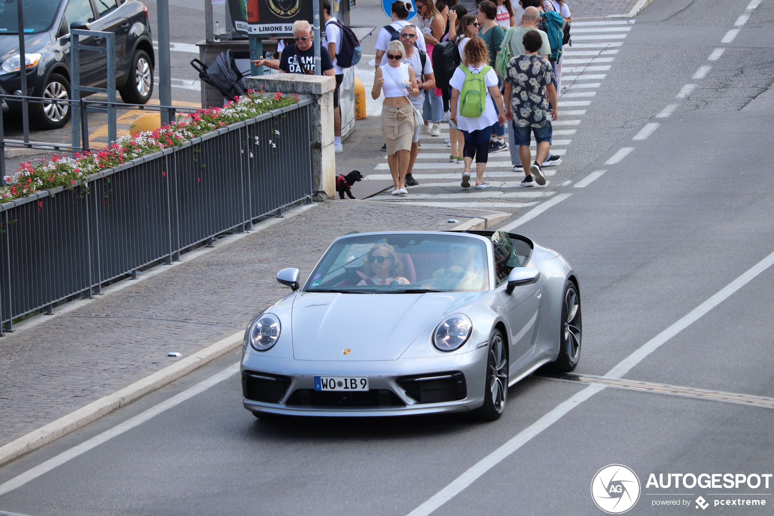 Porsche 992 Carrera 4S Cabriolet