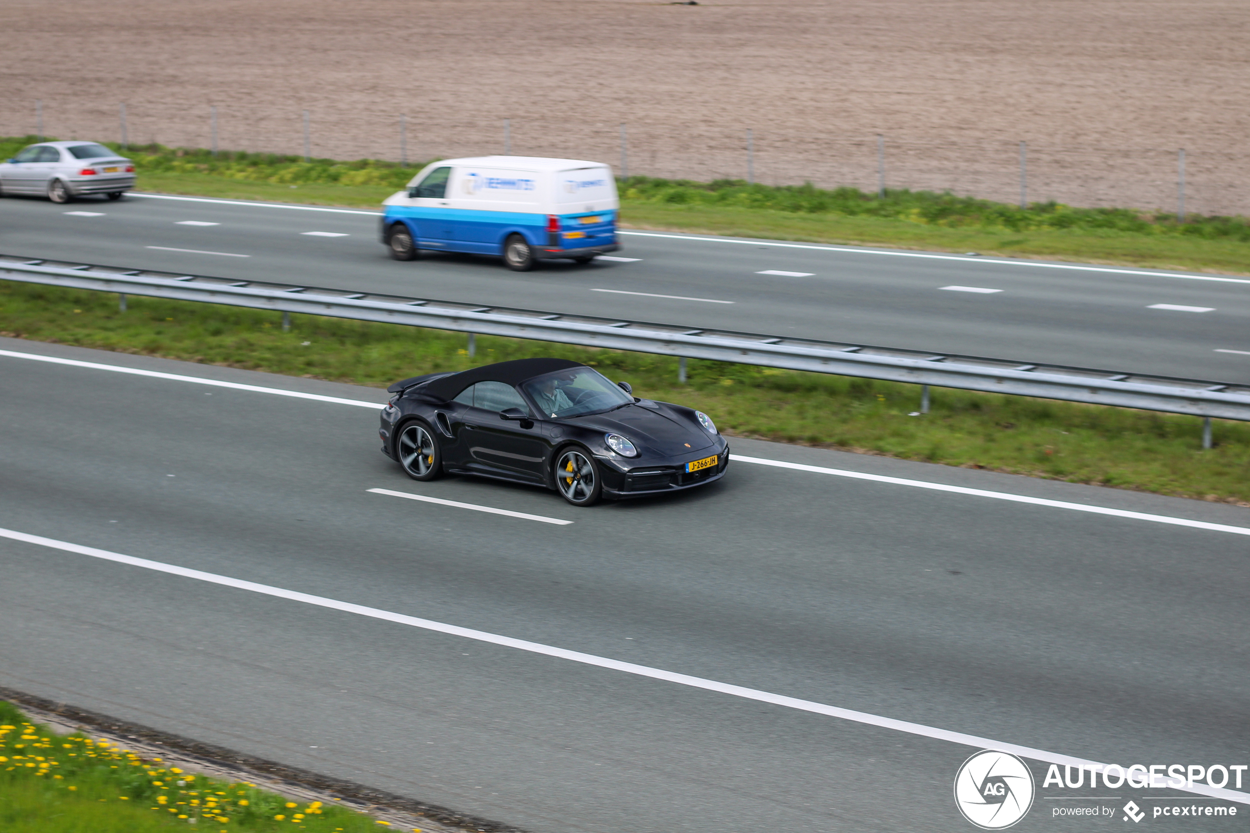 Porsche 992 Turbo S Cabriolet