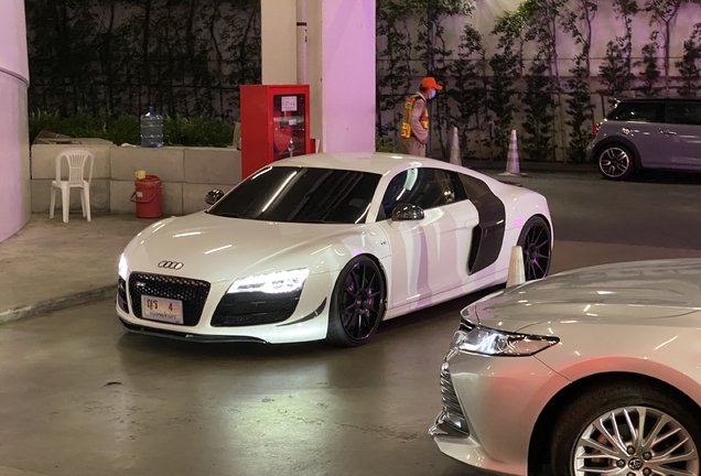 Audi R8 V10