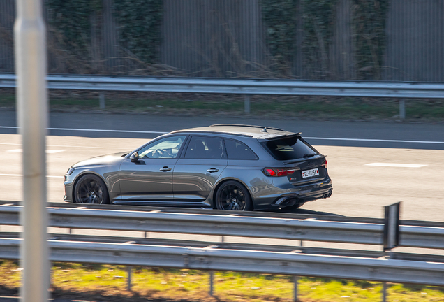 Audi RS4 Avant B9 2020 Urban