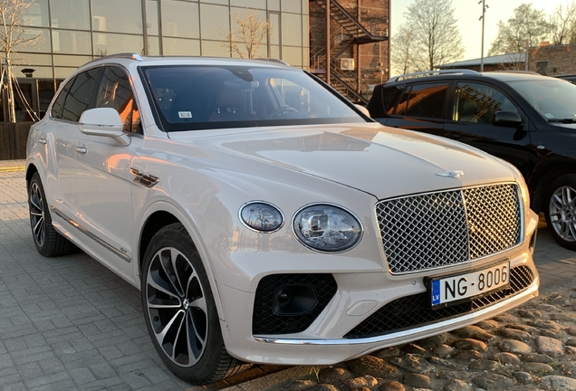 Bentley Bentayga Hybrid 2021