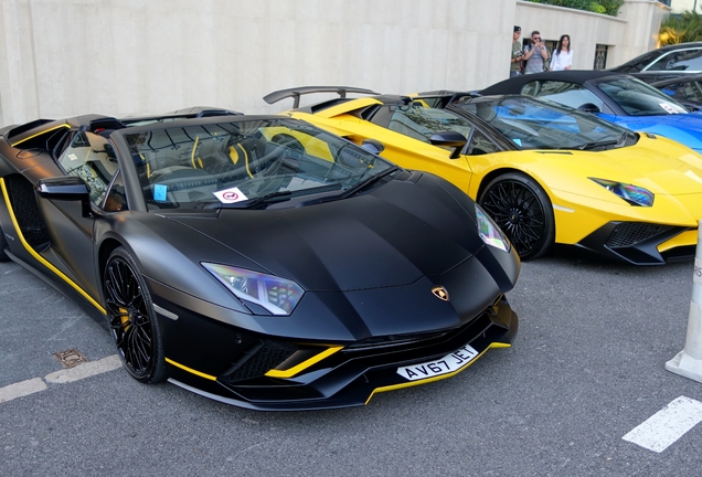 Lamborghini Aventador S LP740-4 Roadster