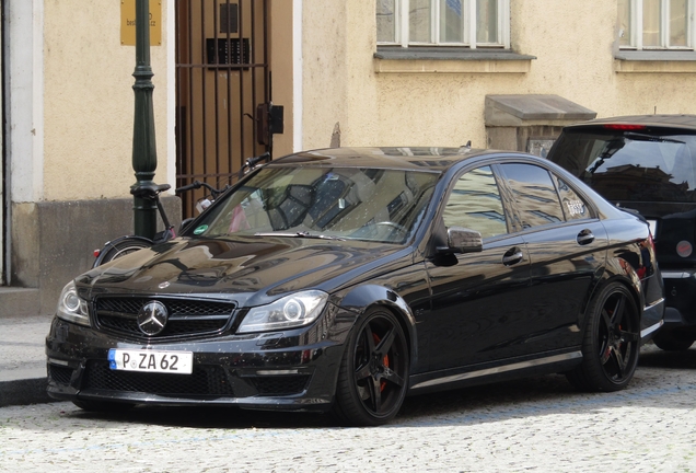 Mercedes-Benz C 63 AMG W204 2012