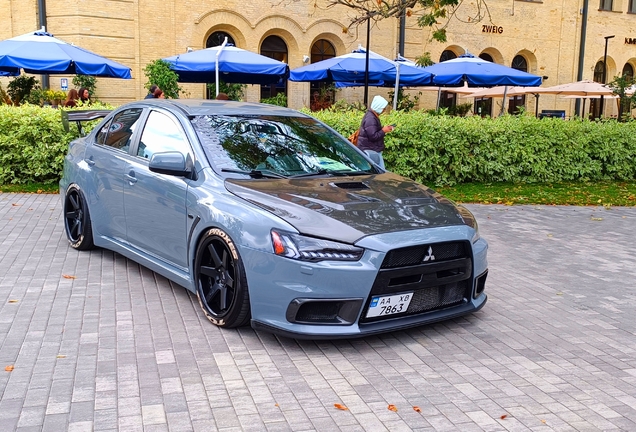 Mitsubishi Lancer Evolution X