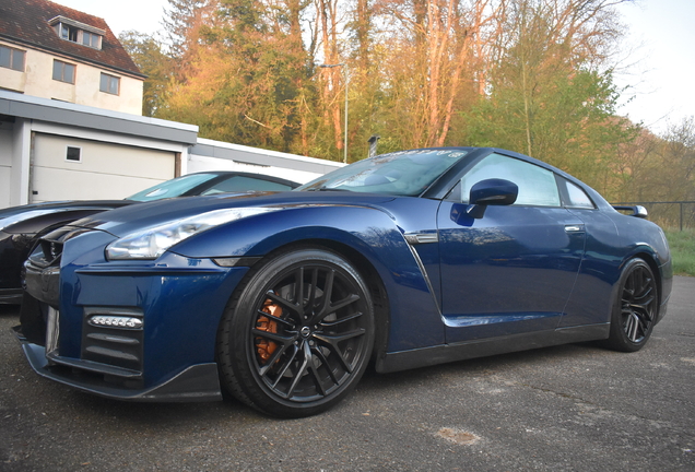 Nissan GT-R 2011