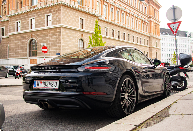 Porsche 718 Cayman S