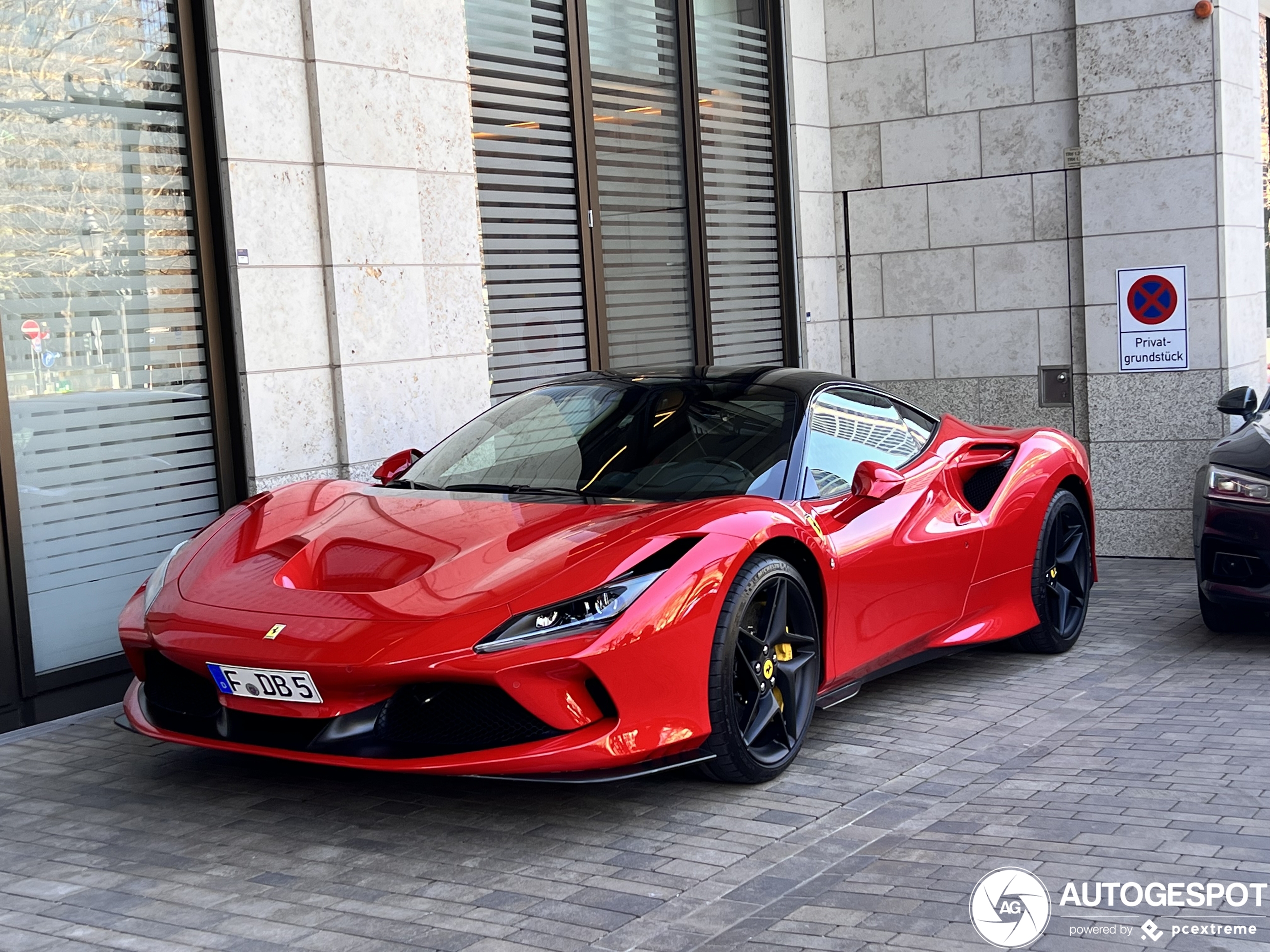 Ferrari F8 Tributo