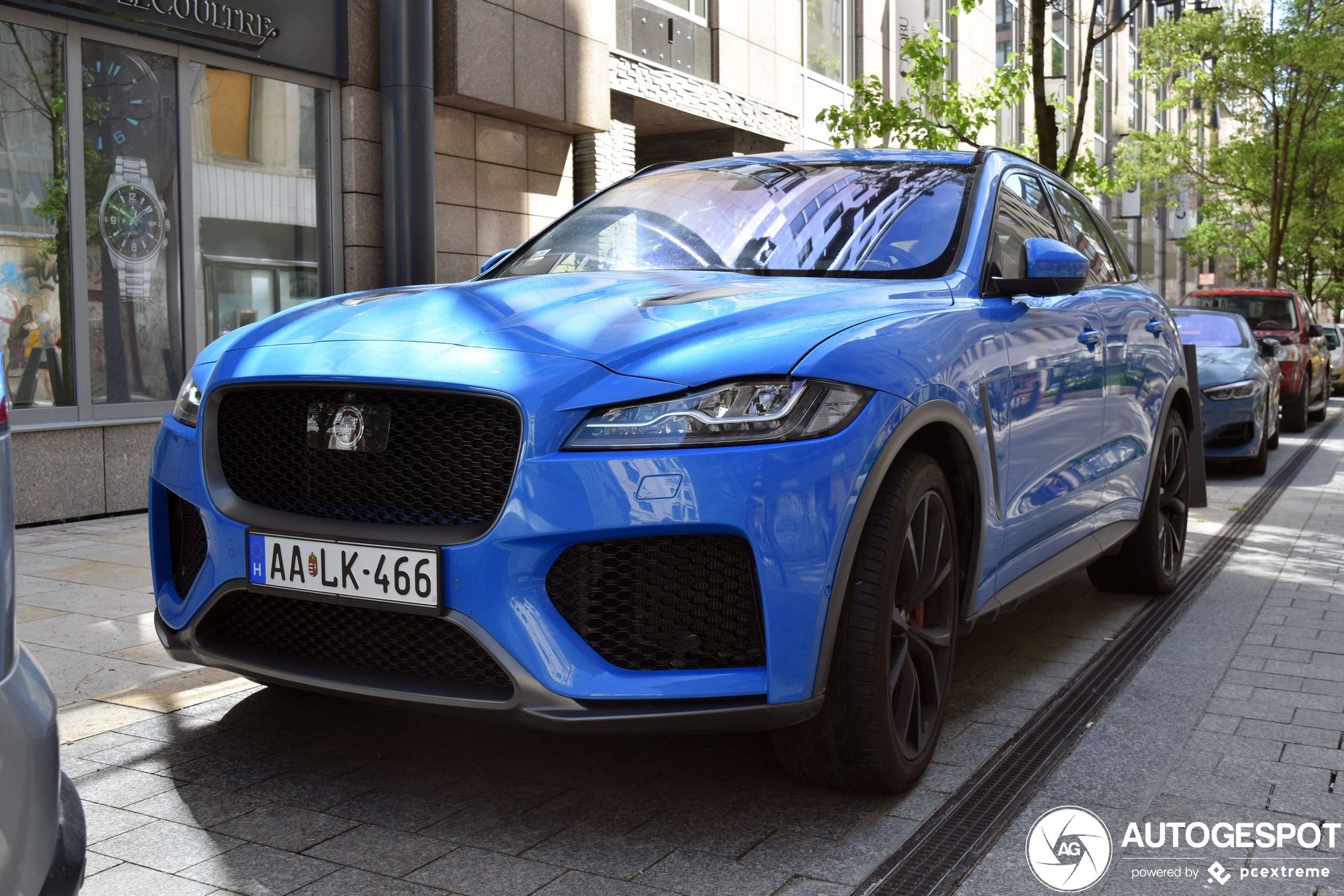 Jaguar F-PACE SVR