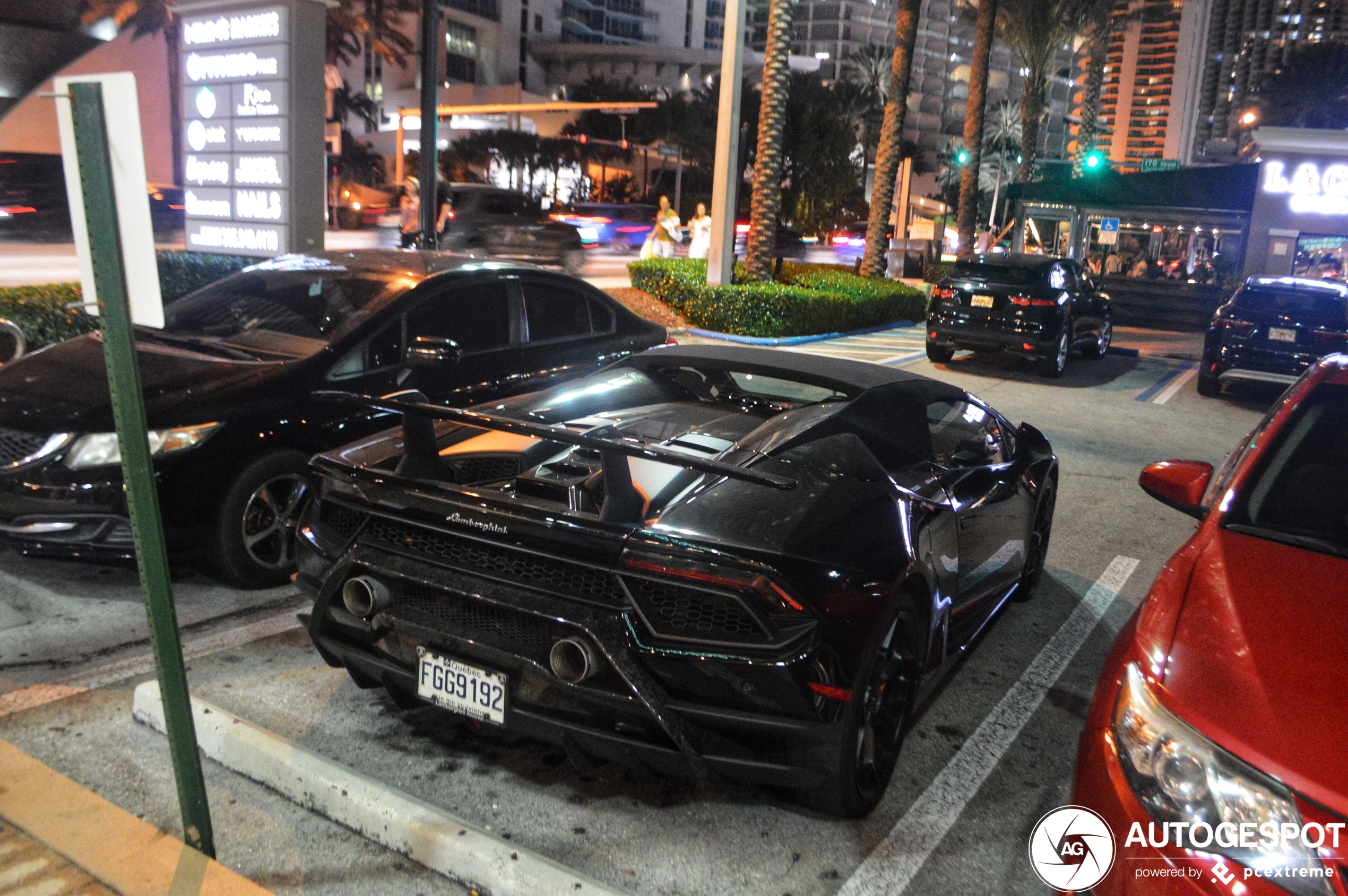 Lamborghini Huracán LP640-4 Performante Spyder