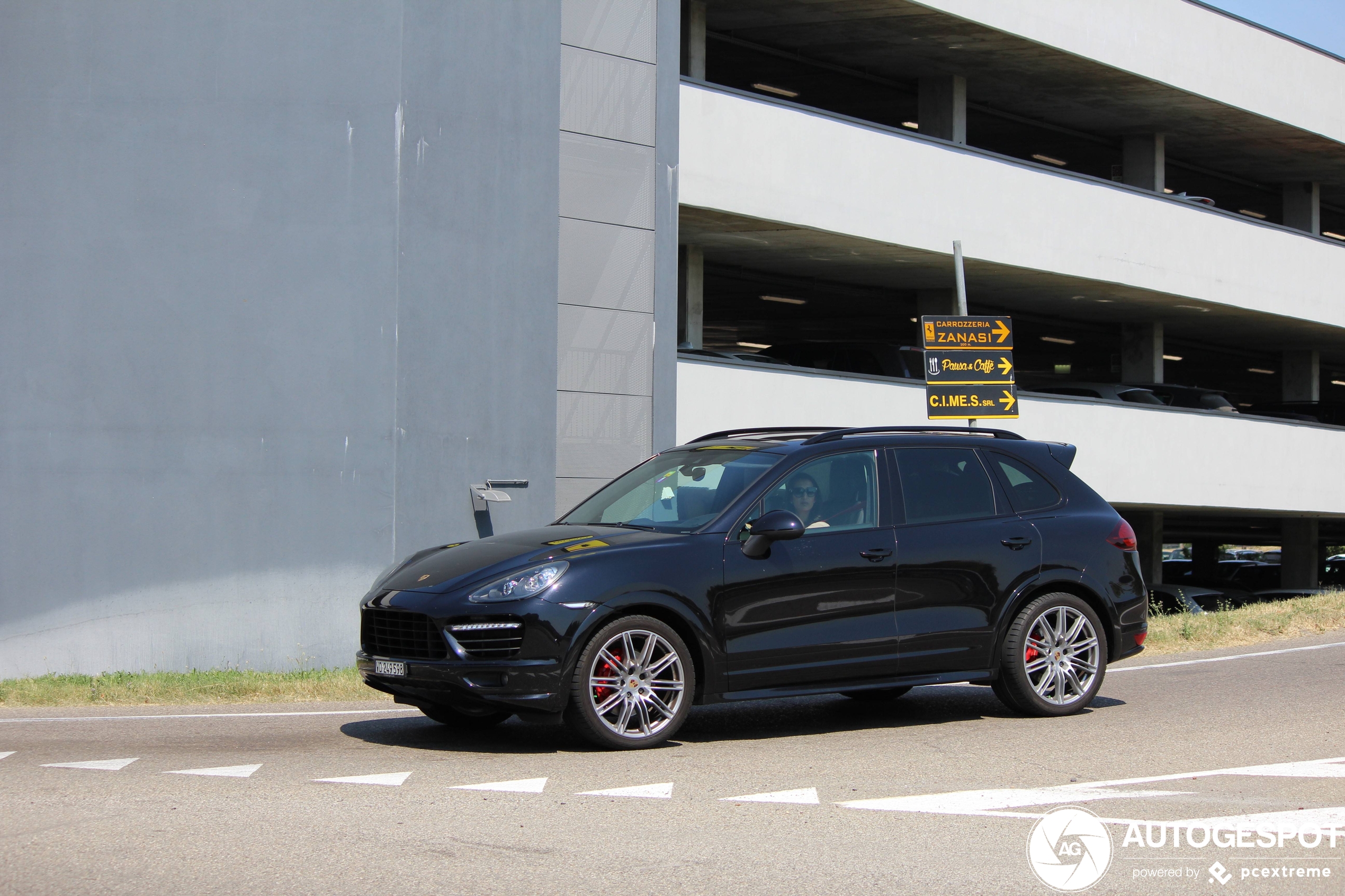 Porsche 958 Cayenne GTS