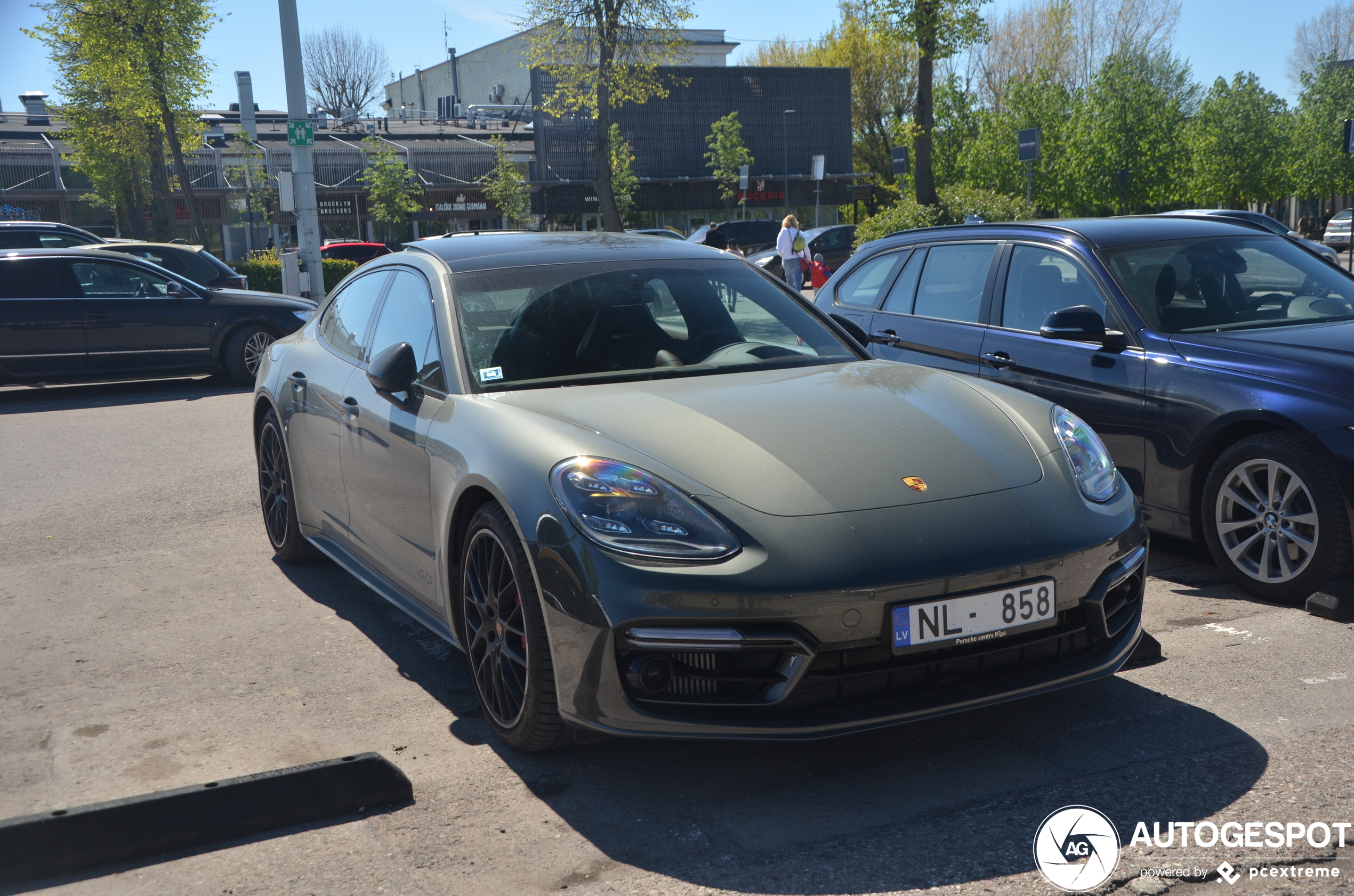 Porsche 971 Panamera GTS MkII