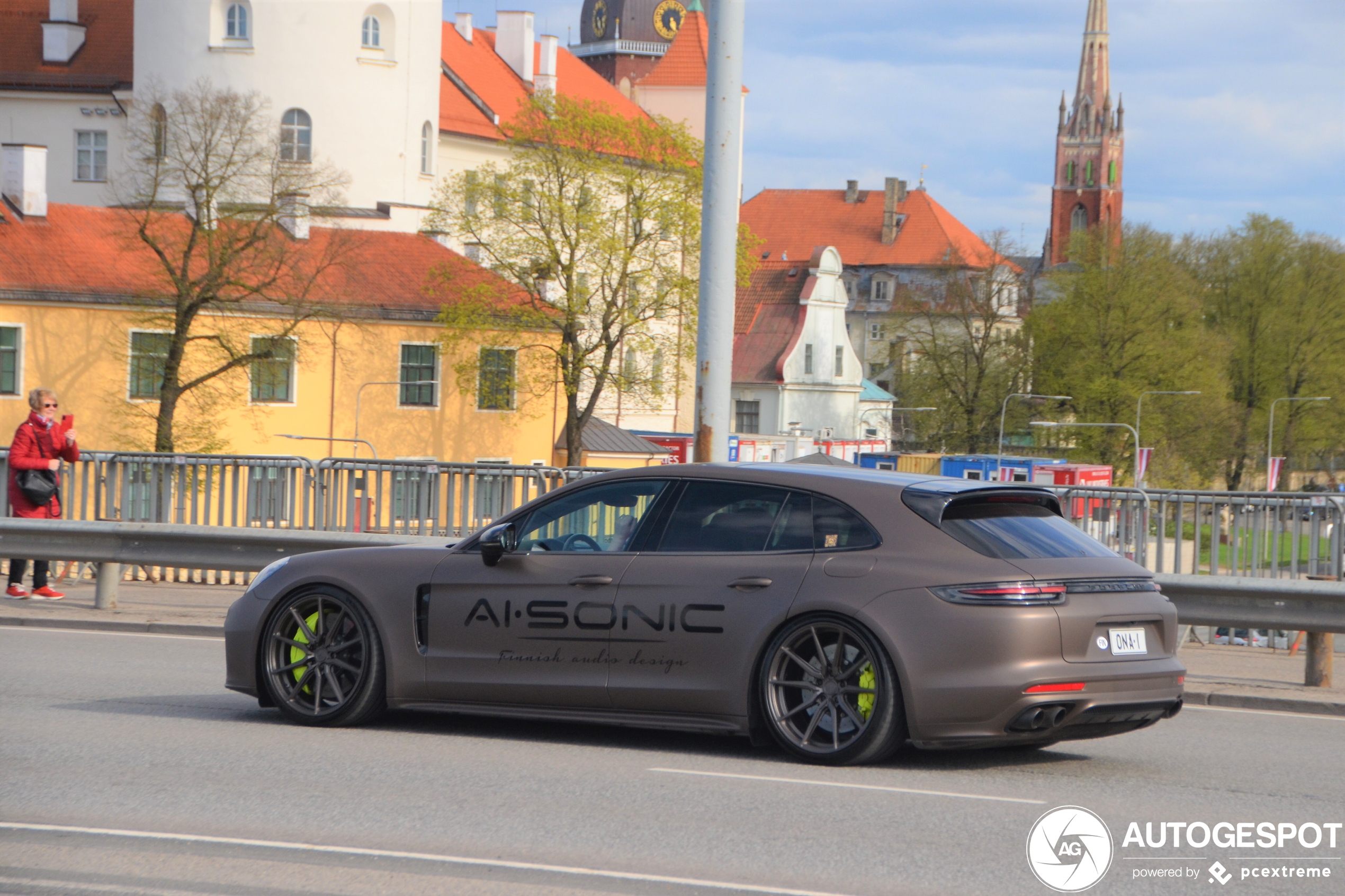 Porsche 971 Panamera Turbo S E-Hybrid Sport Turismo