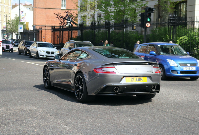 Aston Martin Vanquish 2013