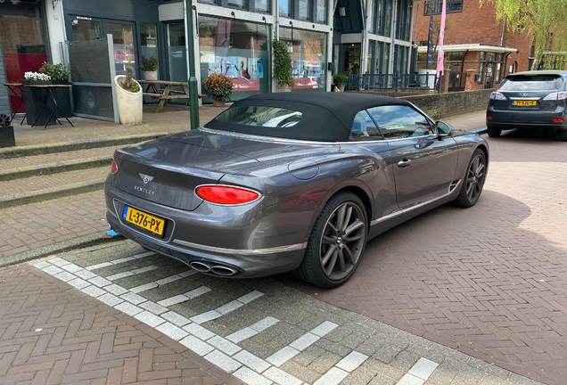 Bentley Continental GTC V8 2020