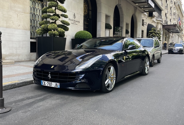 Ferrari FF