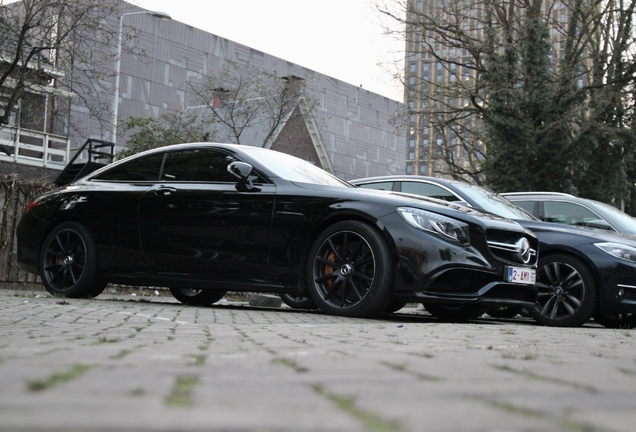 Mercedes-AMG S 63 Coupé C217