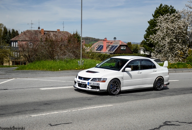 Mitsubishi Lancer Evolution IX