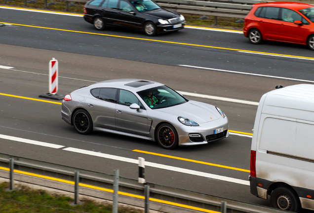 Porsche 970 Panamera GTS MkI