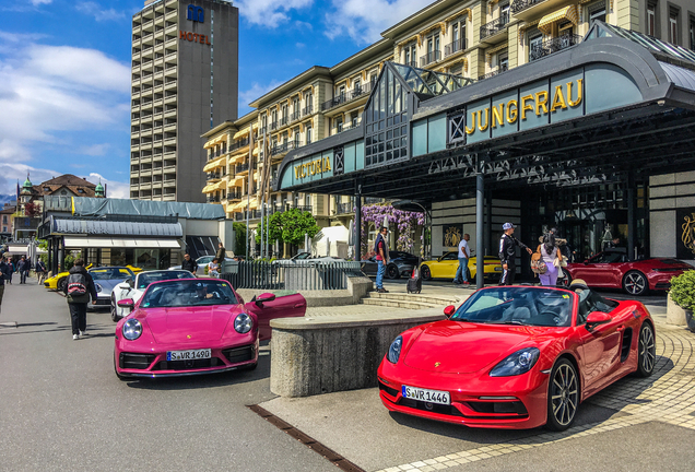 Porsche 992 Carrera 4S Cabriolet