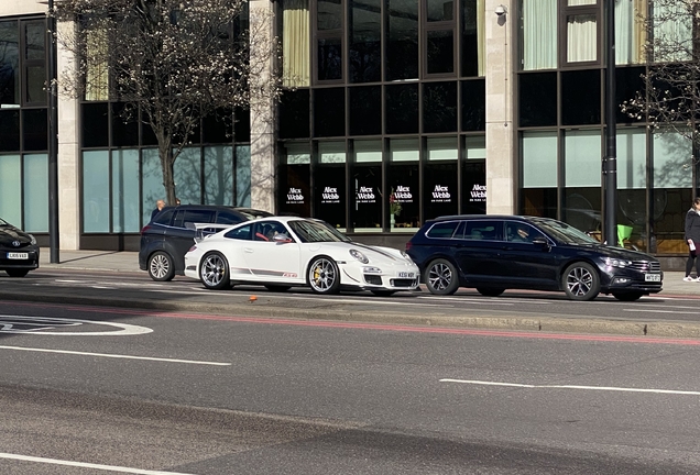 Porsche 997 GT3 RS 4.0