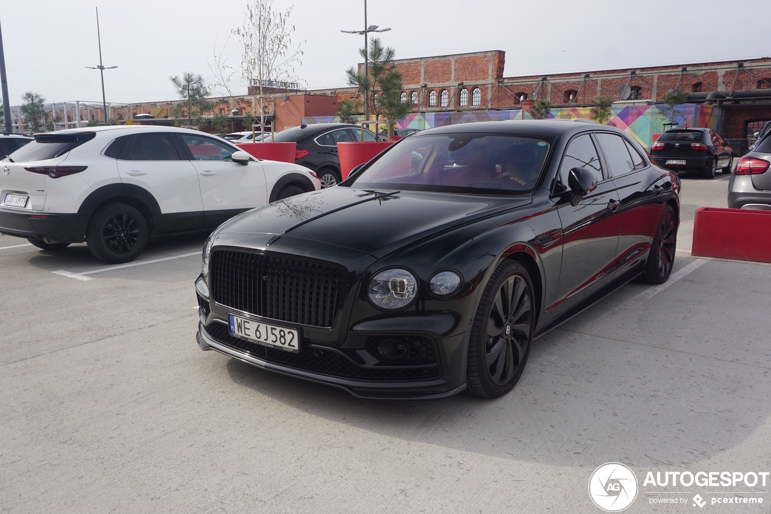 Bentley Flying Spur V8 2021