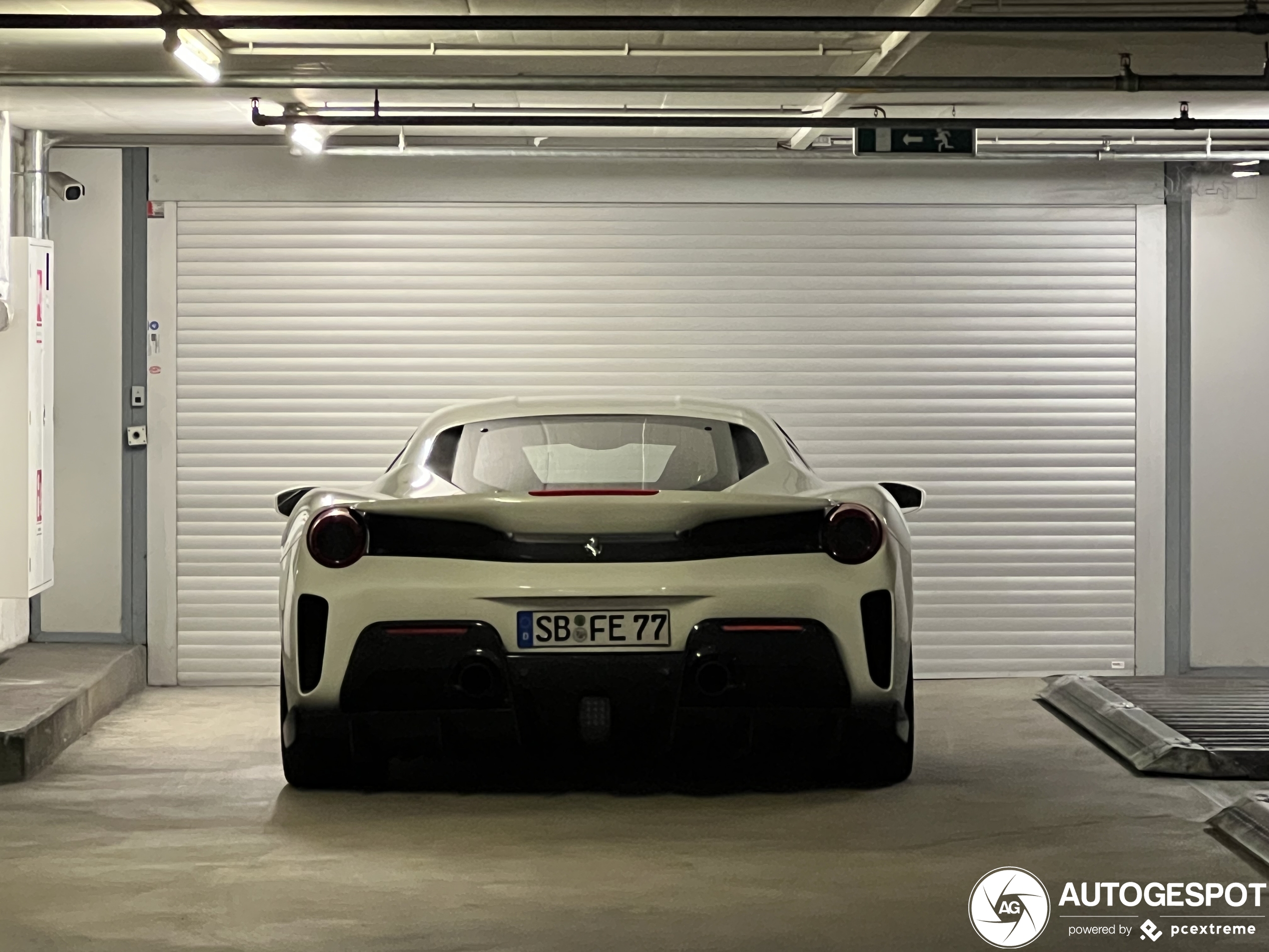 Ferrari 488 Pista