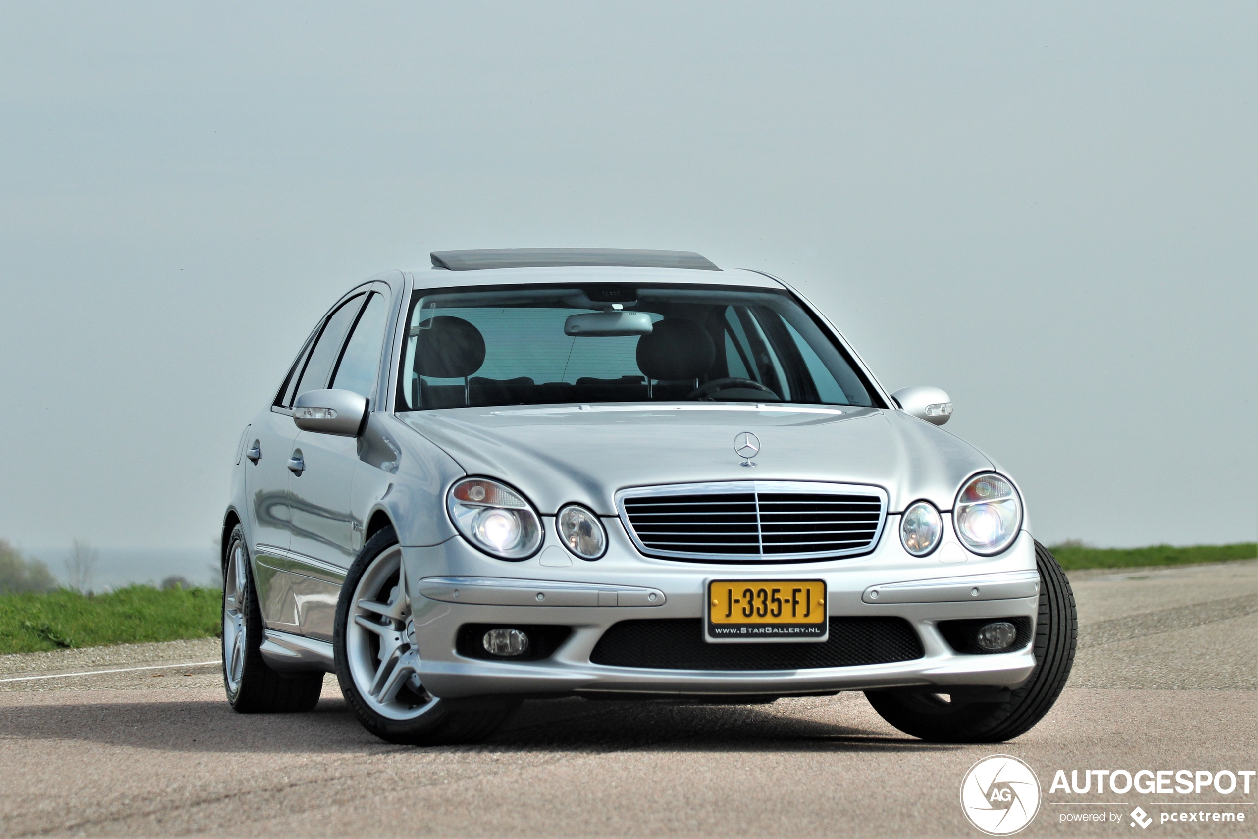 Mercedes-Benz E 55 AMG