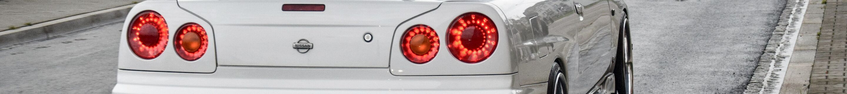 Nissan Skyline R34 W Customs