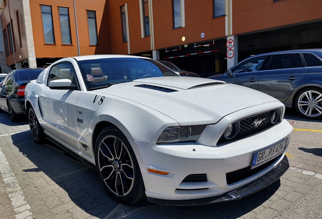 Ford Mustang GT 2013