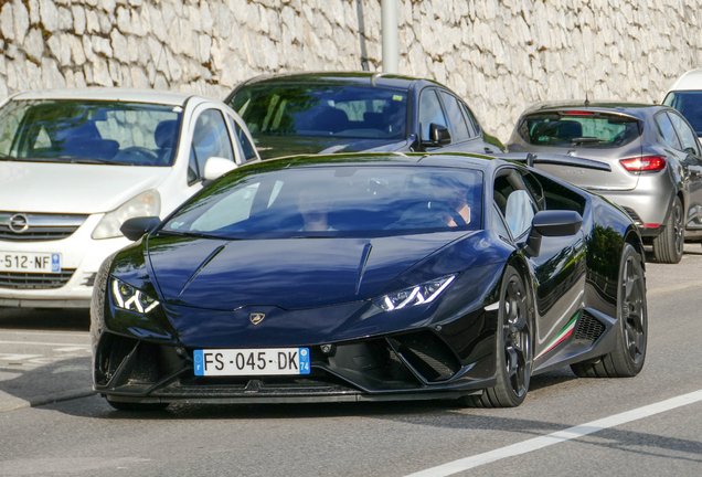 Lamborghini Huracán LP640-4 Performante