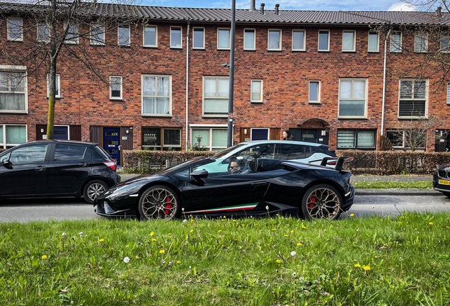 Lamborghini Huracán LP640-4 Performante Spyder