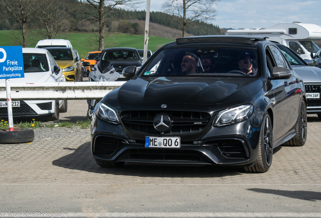 Mercedes-AMG E 63 S W213