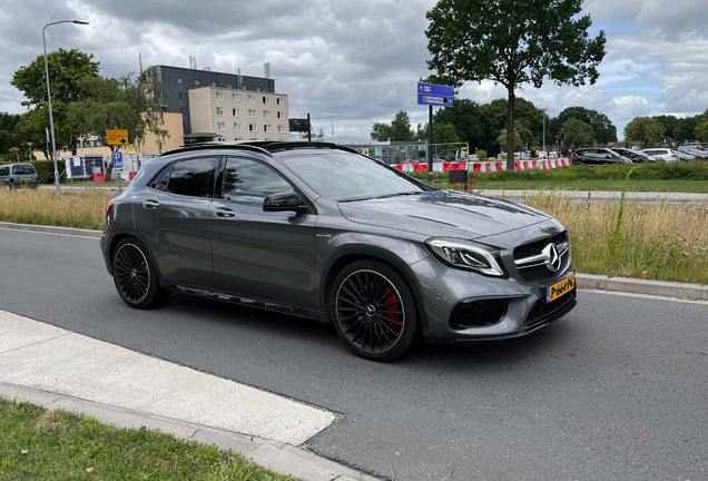 Mercedes-AMG GLA 45 X156 2017