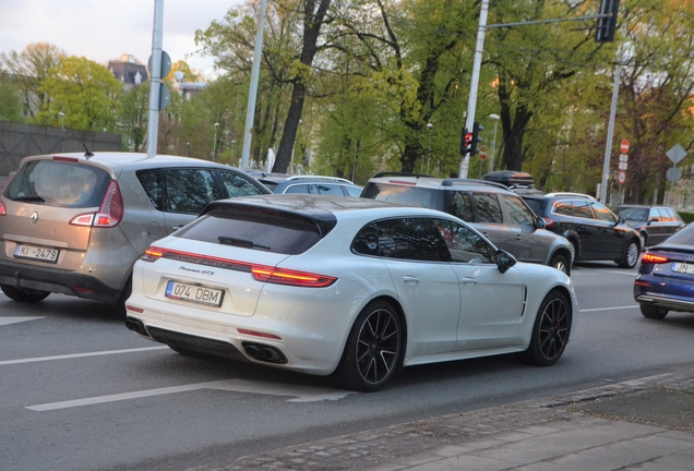 Porsche 971 Panamera GTS Sport Turismo