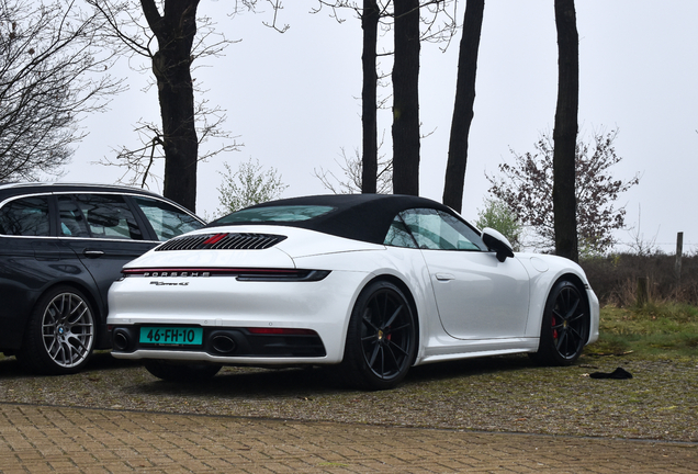 Porsche 992 Carrera 4S Cabriolet